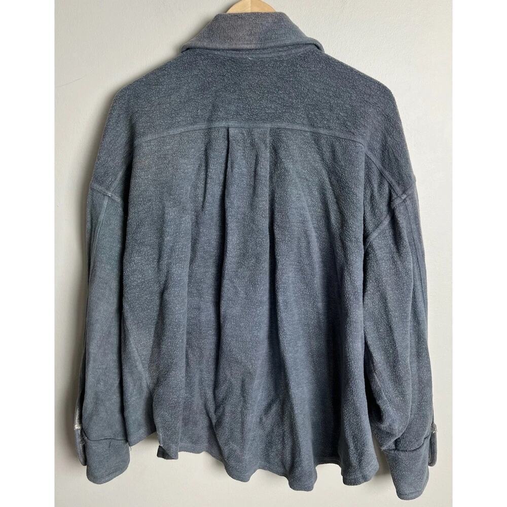 Free People Slate Blue Fleece Button-Up Shacket Size Medium Oversized Cozy Women - Picture 2 of 12